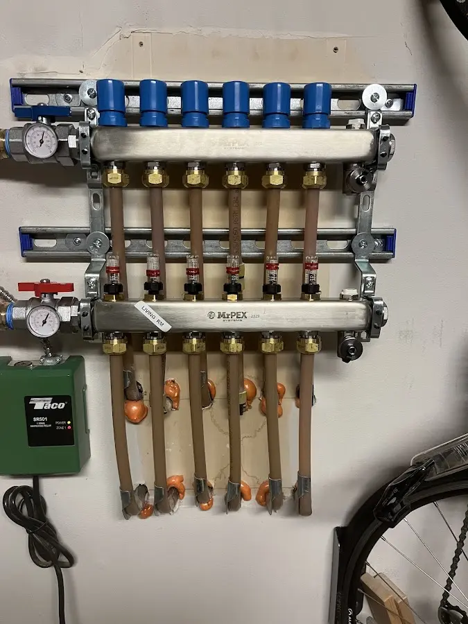 Plumber performing Leak Detection at a residential property in Dinuba